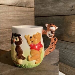 Vintage Winnie the Pooh DISNEY JAPAN mug. Rare 3D